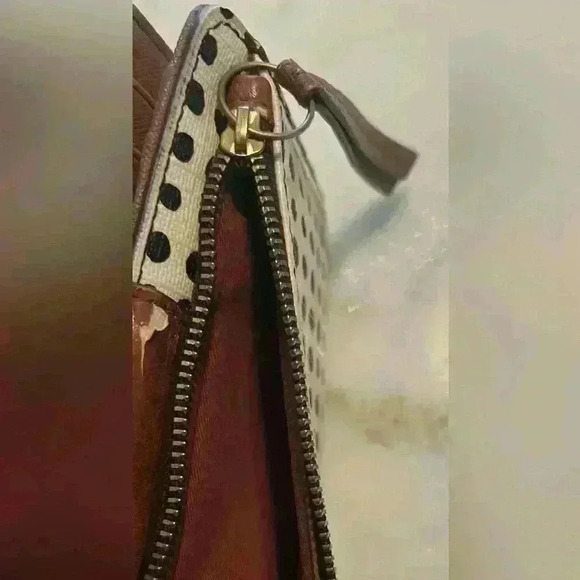 Fossil Polk Dot Color Block Cow Hide Leather Snap Button Closure Back Zip Wallet - Picture 6 of 8